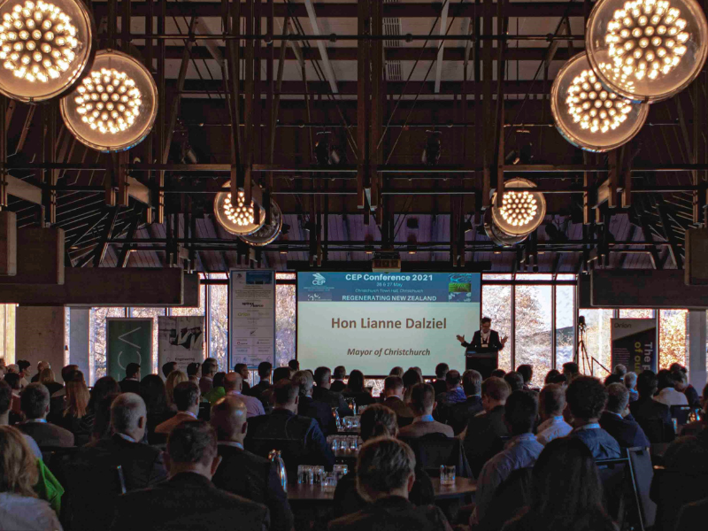 Photo of Christchurch Mayor Lianne Dalziel opening conference